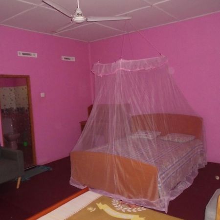 El Shaddai Hotel Mannar Bagian luar foto